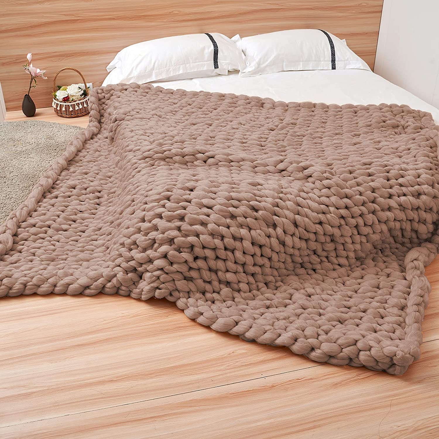 Throw Blanket // Chunky // Made to Order // the Faraday 